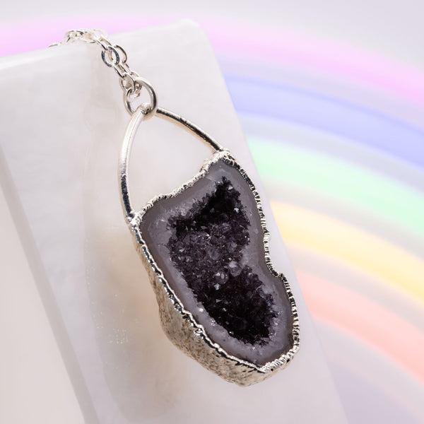 Tobasco Geode Necklace